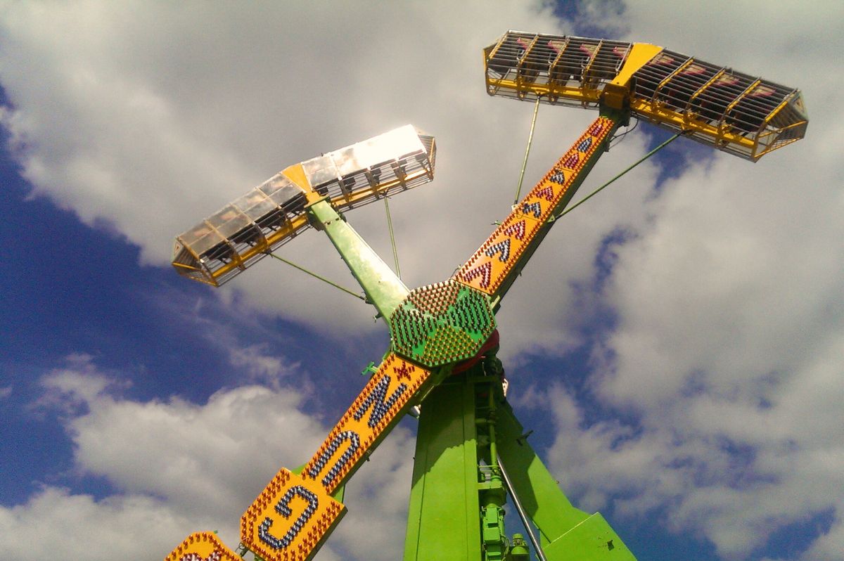 spinning overhead carnival ride