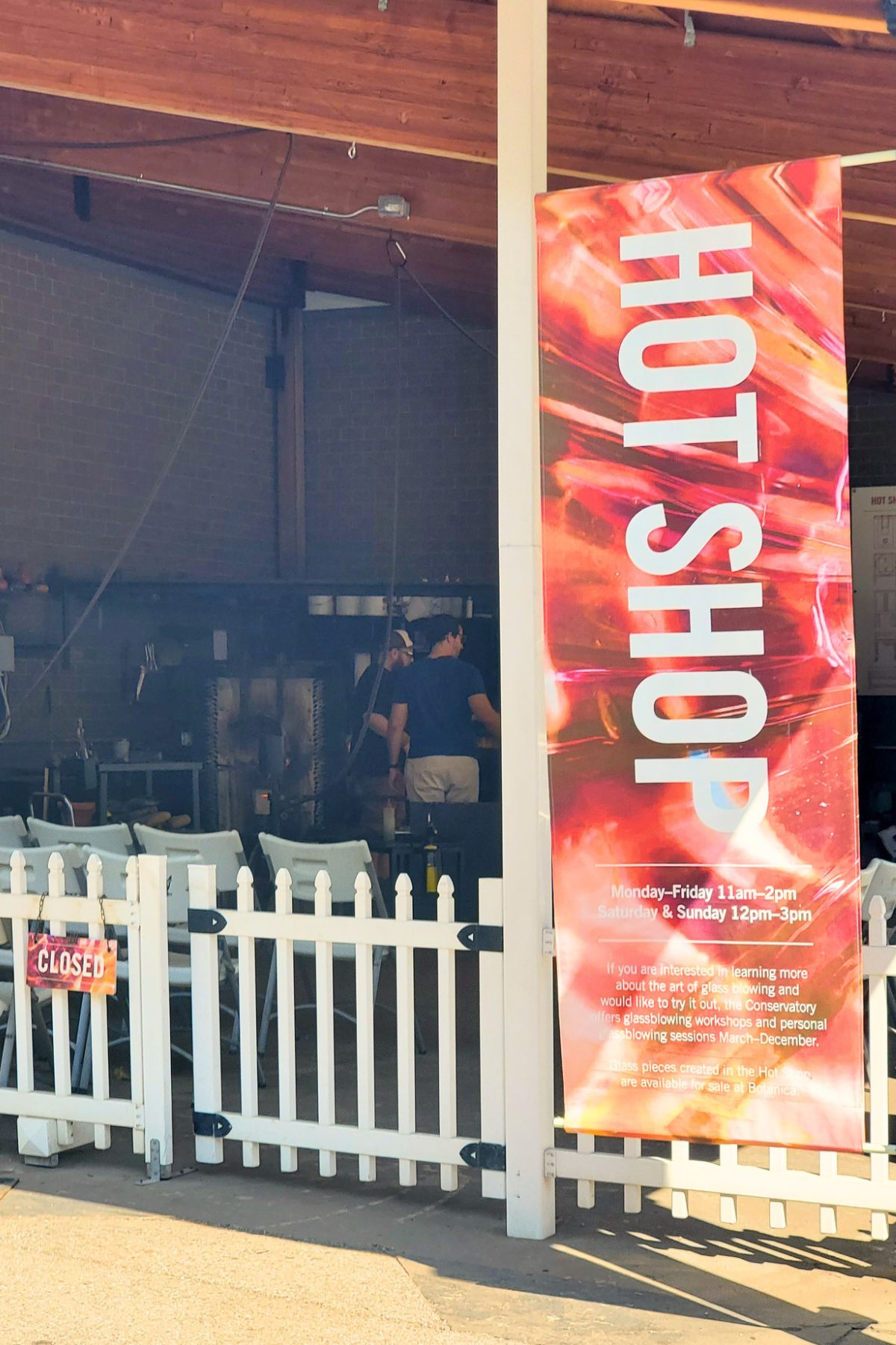 hot shop sign for glass blowing class at Franklin Park Conservatory